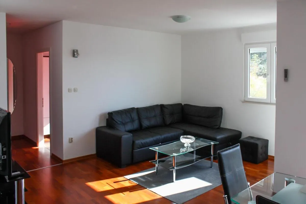 Apartment Marin 트로기르
